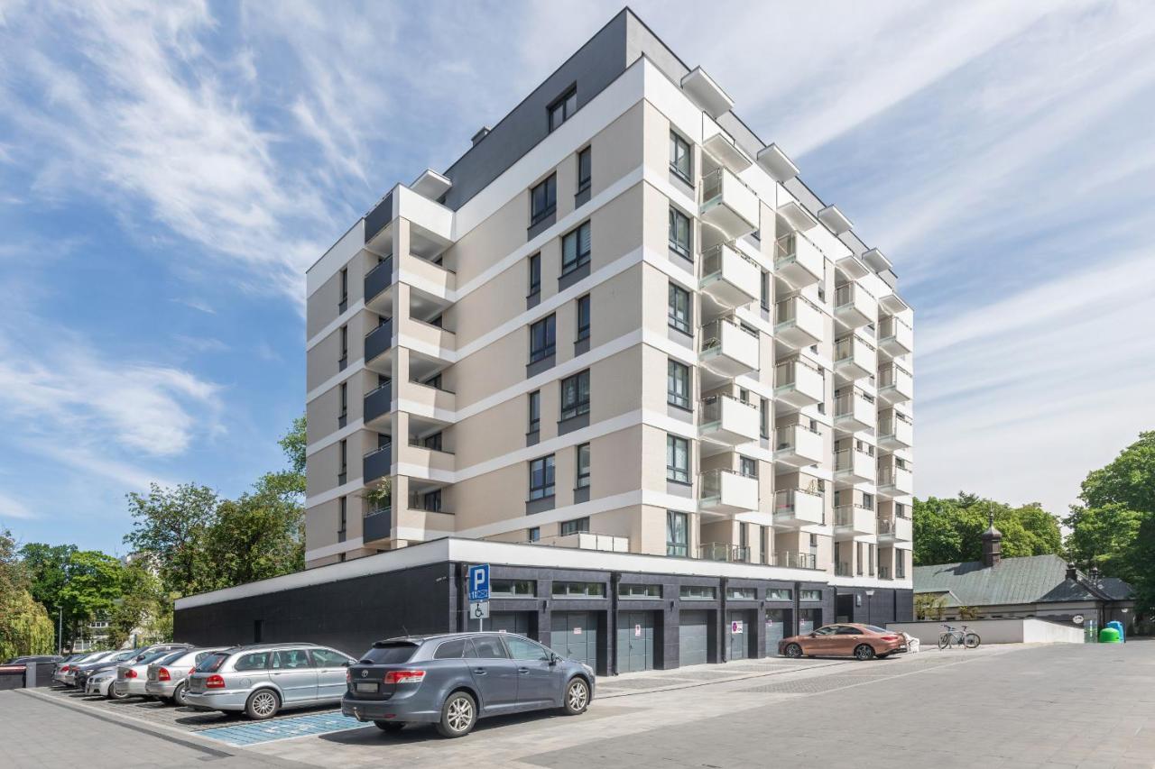 Apartamenty Platany Z Parkingiem By Noclegi Renters โควอบเซก ภายนอก รูปภาพ