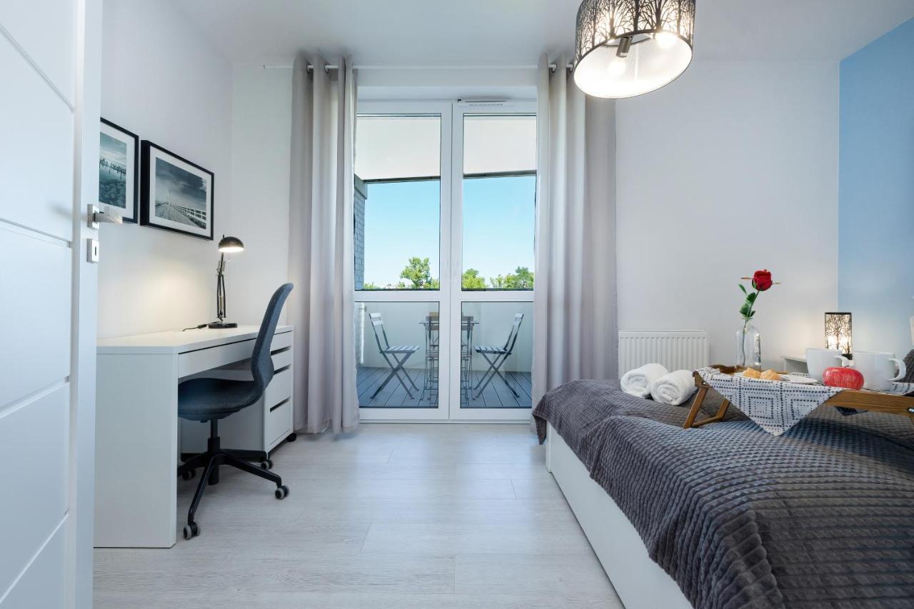 Apartamenty Platany Z Parkingiem By Noclegi Renters โควอบเซก ภายนอก รูปภาพ