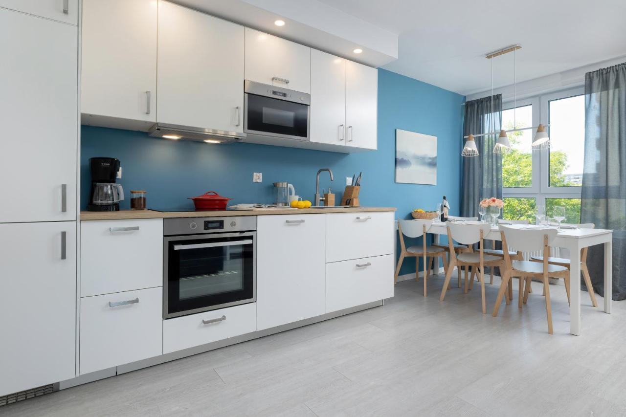 Apartamenty Platany Z Parkingiem By Noclegi Renters โควอบเซก ภายนอก รูปภาพ
