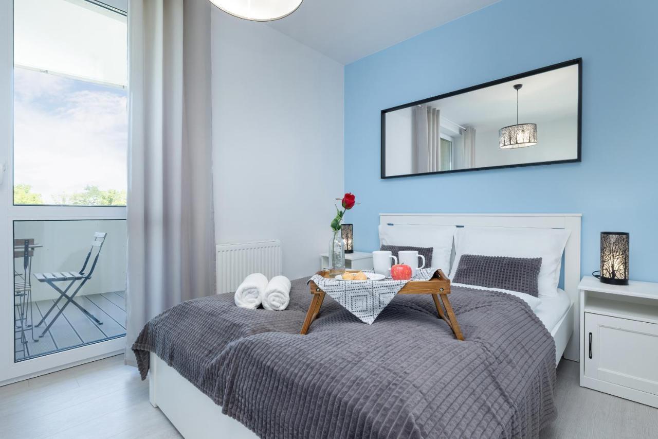Apartamenty Platany Z Parkingiem By Noclegi Renters โควอบเซก ภายนอก รูปภาพ
