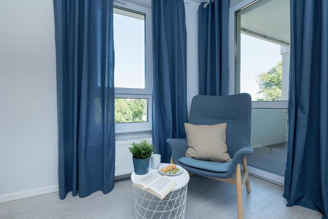 Apartamenty Platany Z Parkingiem By Noclegi Renters โควอบเซก ภายนอก รูปภาพ